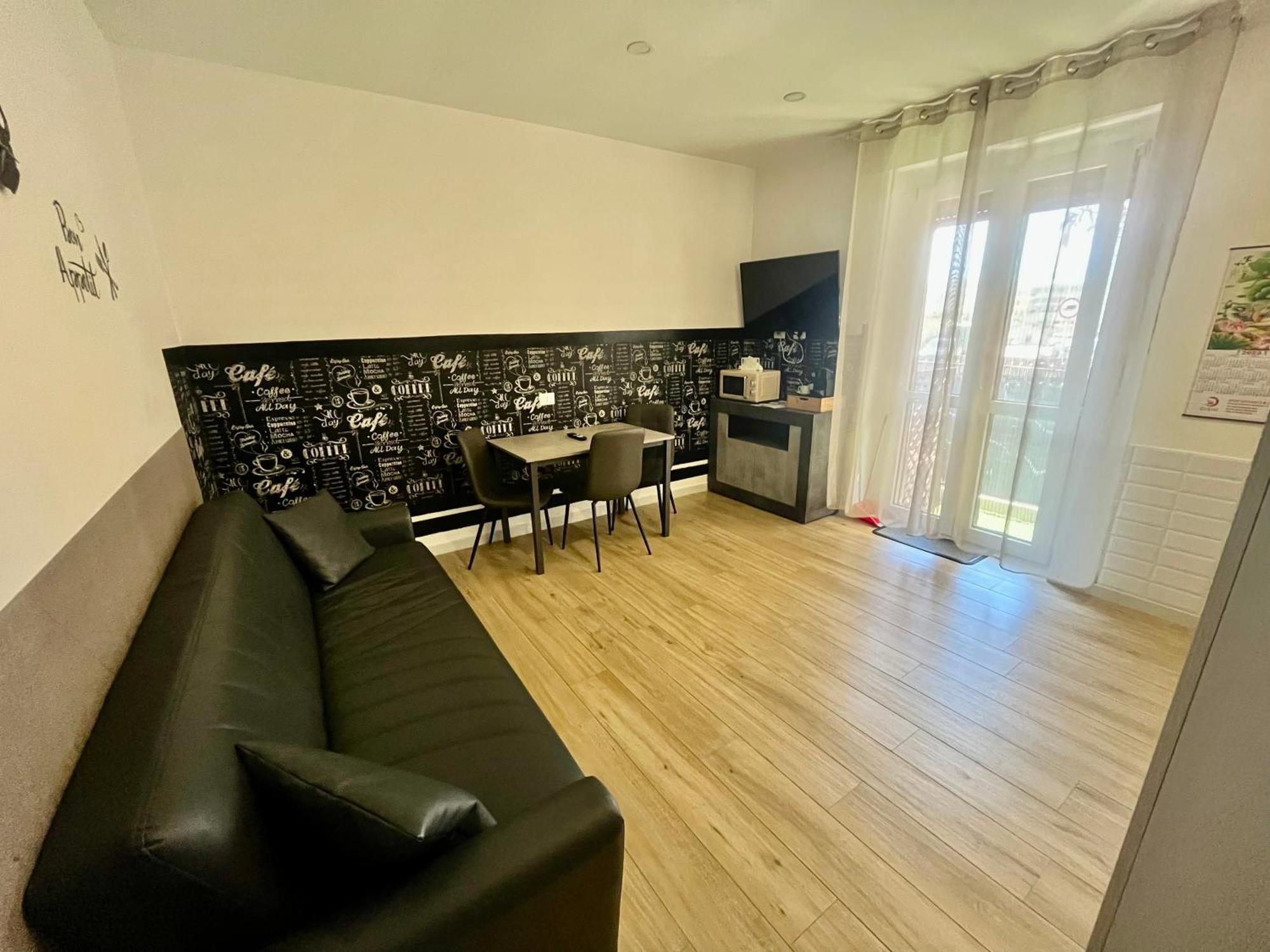 Solemar Apartments Kennedy Alghero Eksteriør bilde